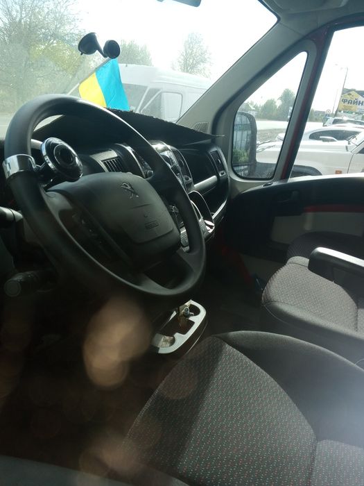 Пежо .Боксер.Грузопасажир. 7 міст