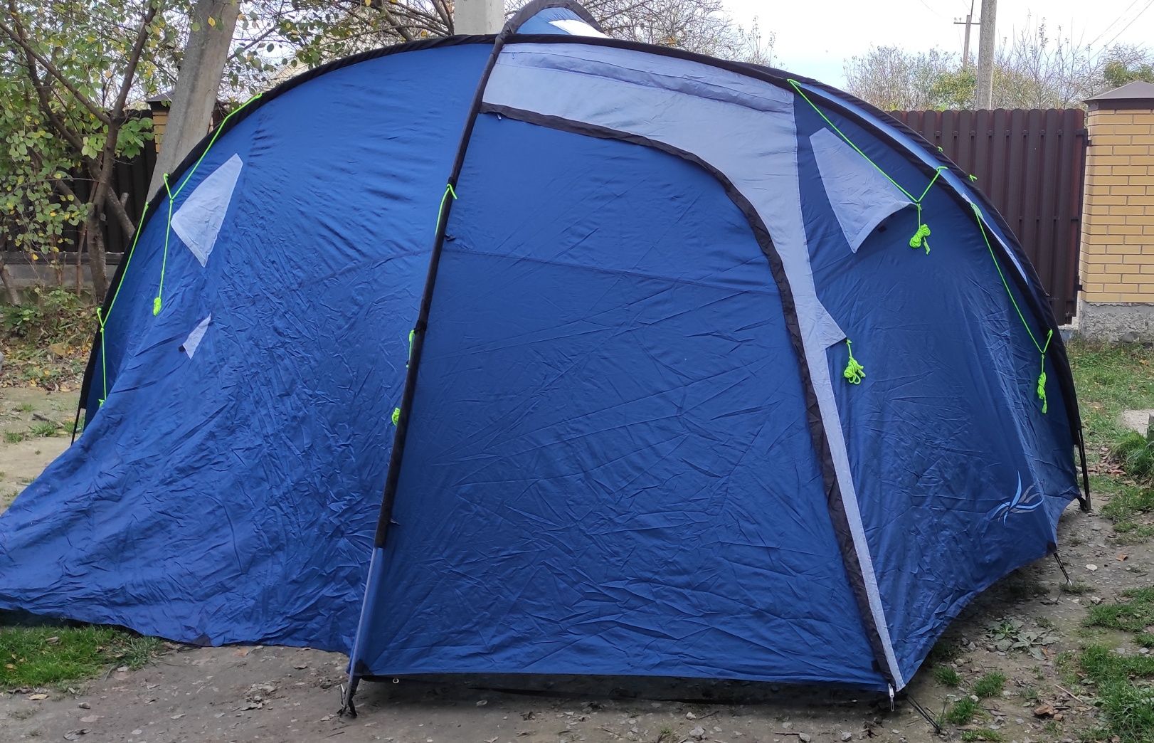 Палатка Adventuridge  6-місна