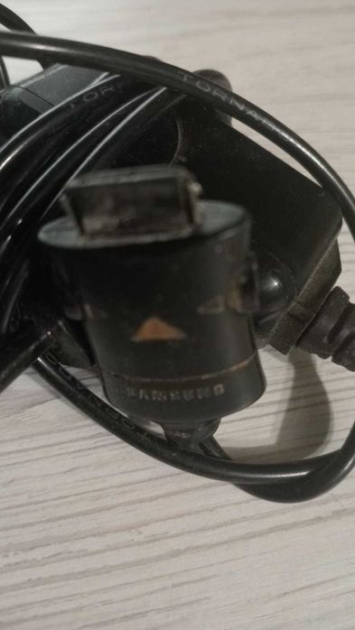 зарядки на телефон.