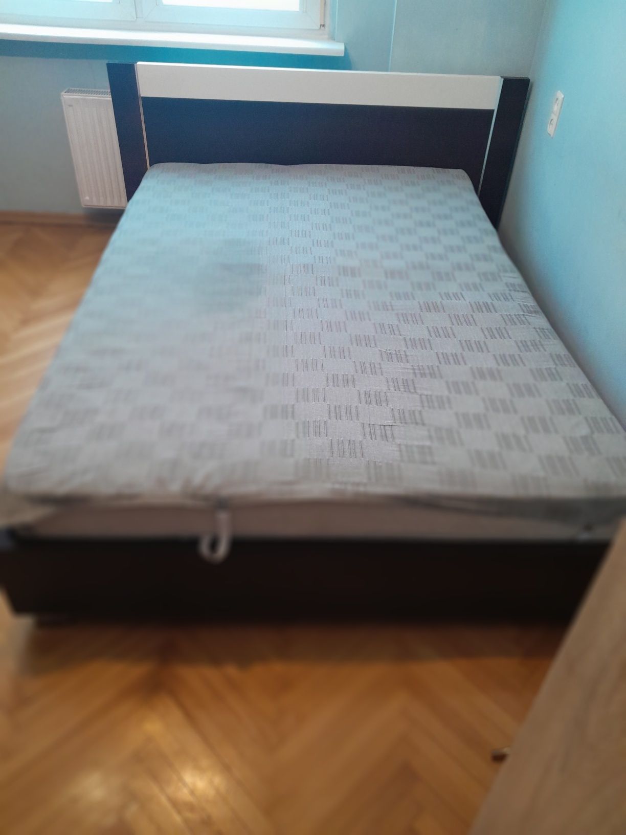 Łóżko dwuosobowy