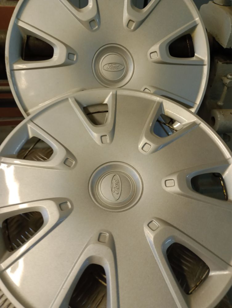Opony zimowe 175/65R14 na stalowych felgach Ford Fiesta