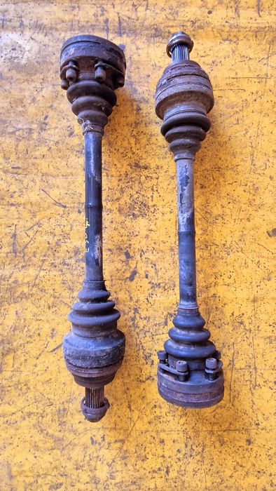 BMW E30 325i Półosie Półoś Napędowa Tył Gruba Bez Luzu Sprawna BMA