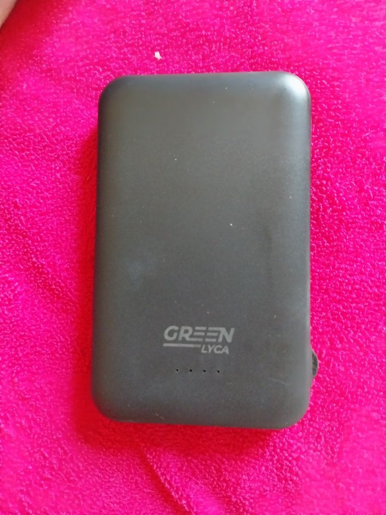 Powerbank green lyca
