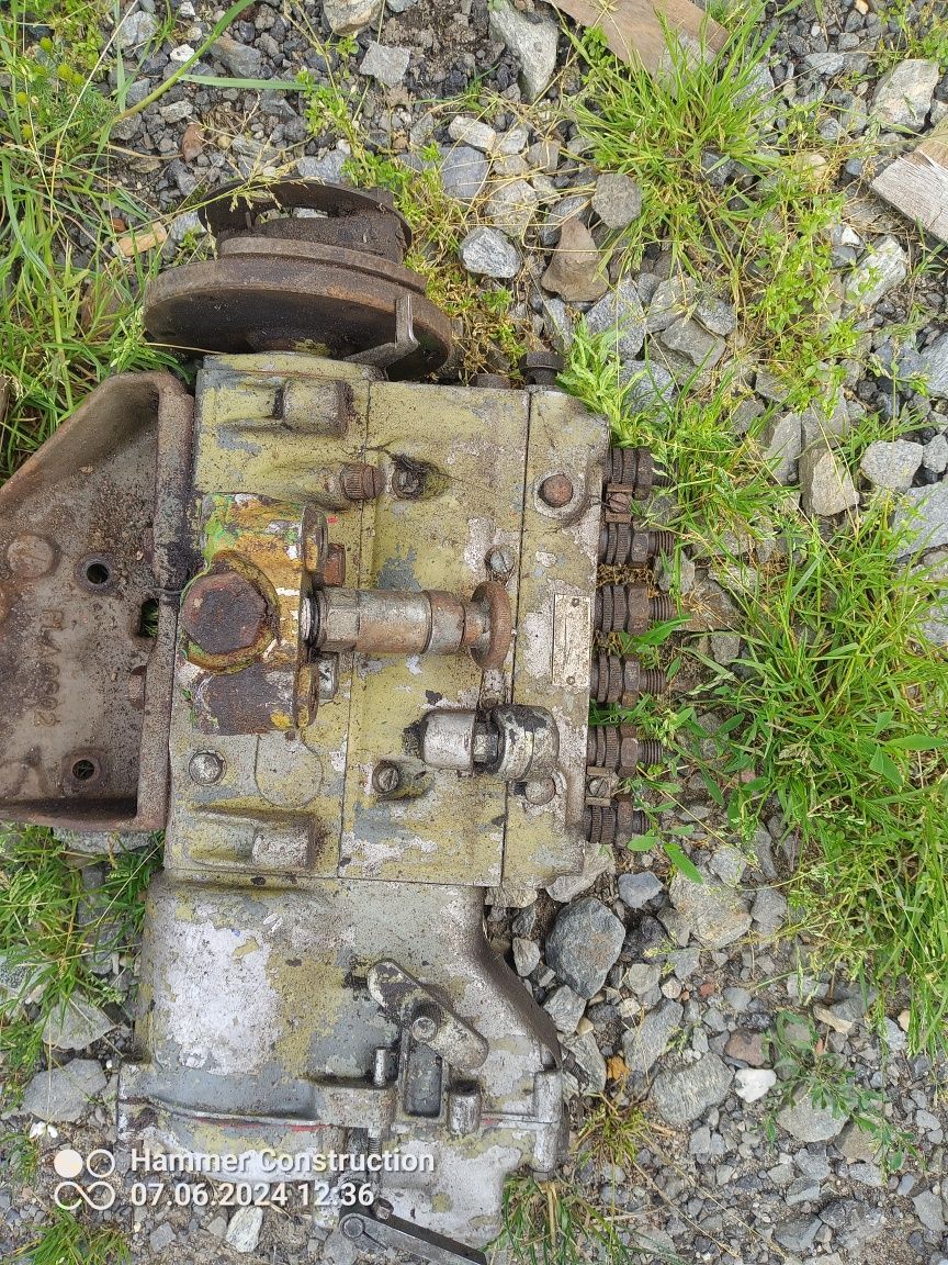 Pompa wtryskowa 6 sekcji ursus