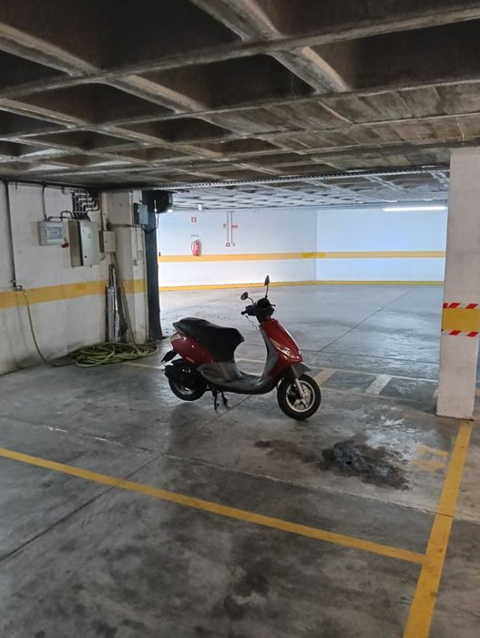 Lugar Estacionamento Santarém