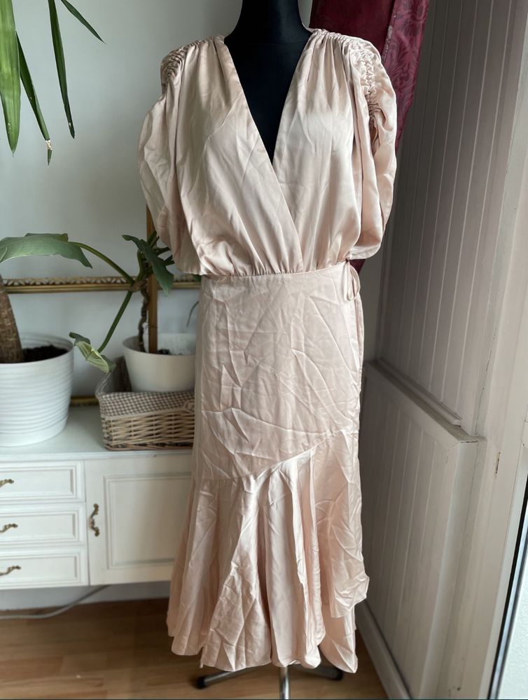 Beżowa Satynowa sukienka midi asos luxe kopertowa 46 3 xl