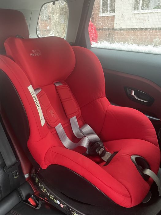 Автокресло britax romer