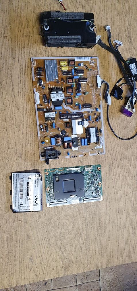 Płyta główna Samsung LE40D503F7W UE32F6400AW LG