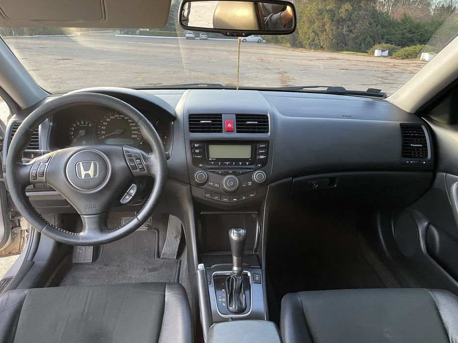 Продам Honda Accord 7