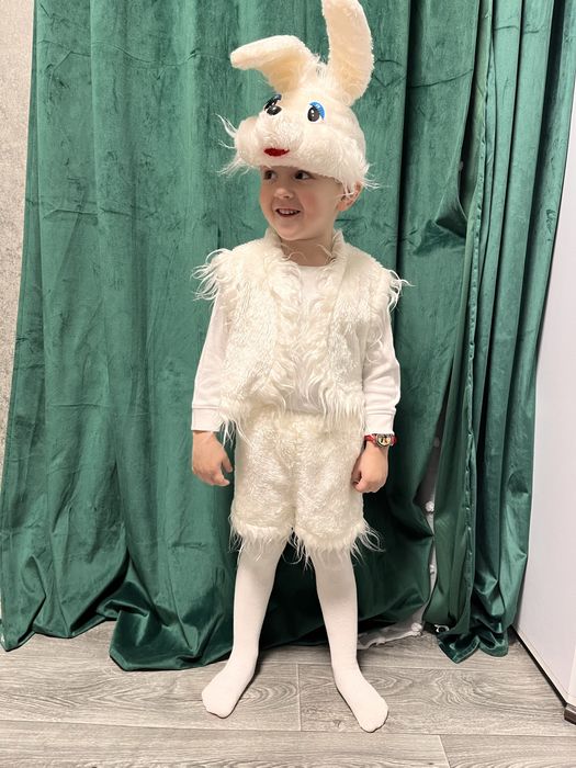 Новорічні костюми ,зайчик ,вовк ,медвідь ,чортик(оренда)