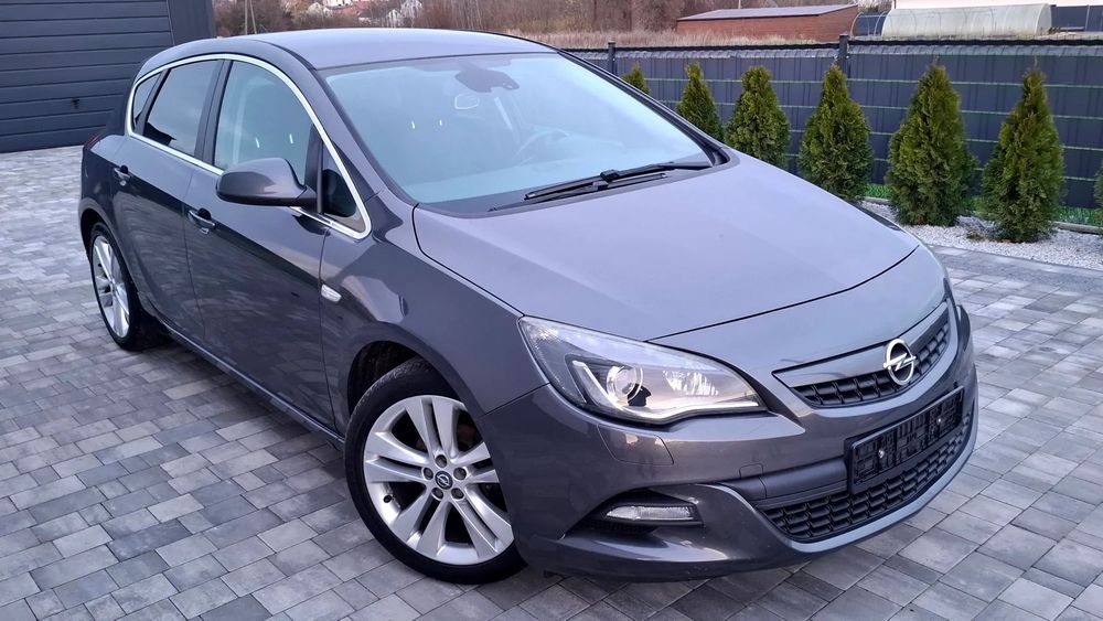 Opel Astra Lift, Pakiet OPC Line Xenon,Led,Navi, Bezwypadkowa,Książ S rwis,Alu 18