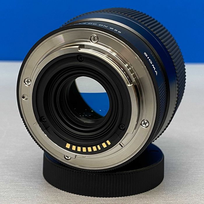 Sigma 56mm f/1.4 DC DN Contemporary (Canon EF-M)