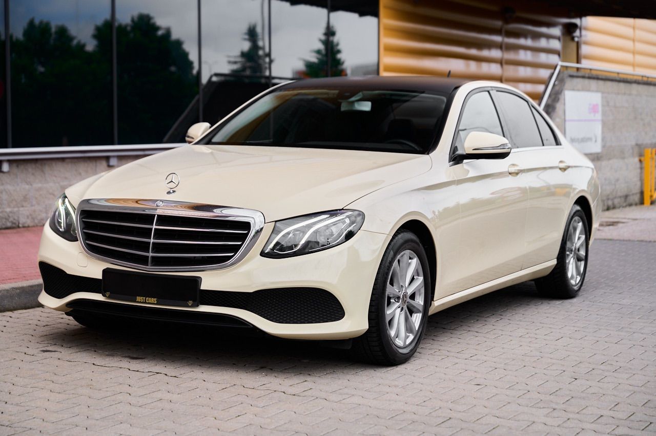 Mercedes-Benz Klasa E W213 E200d 150PS / Skóra / MULTIBEAM LED / Zarej w Polsce