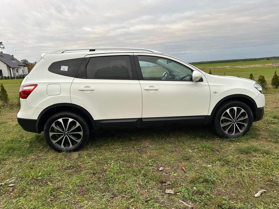 Nissan Qashqai+2