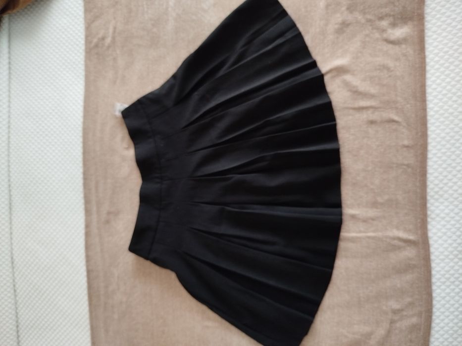 Saia com pregas de algodão