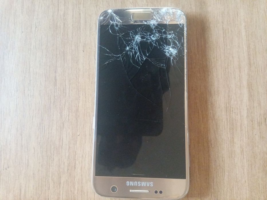 На запчасти Samsung Galaxy S7 SM-G930F