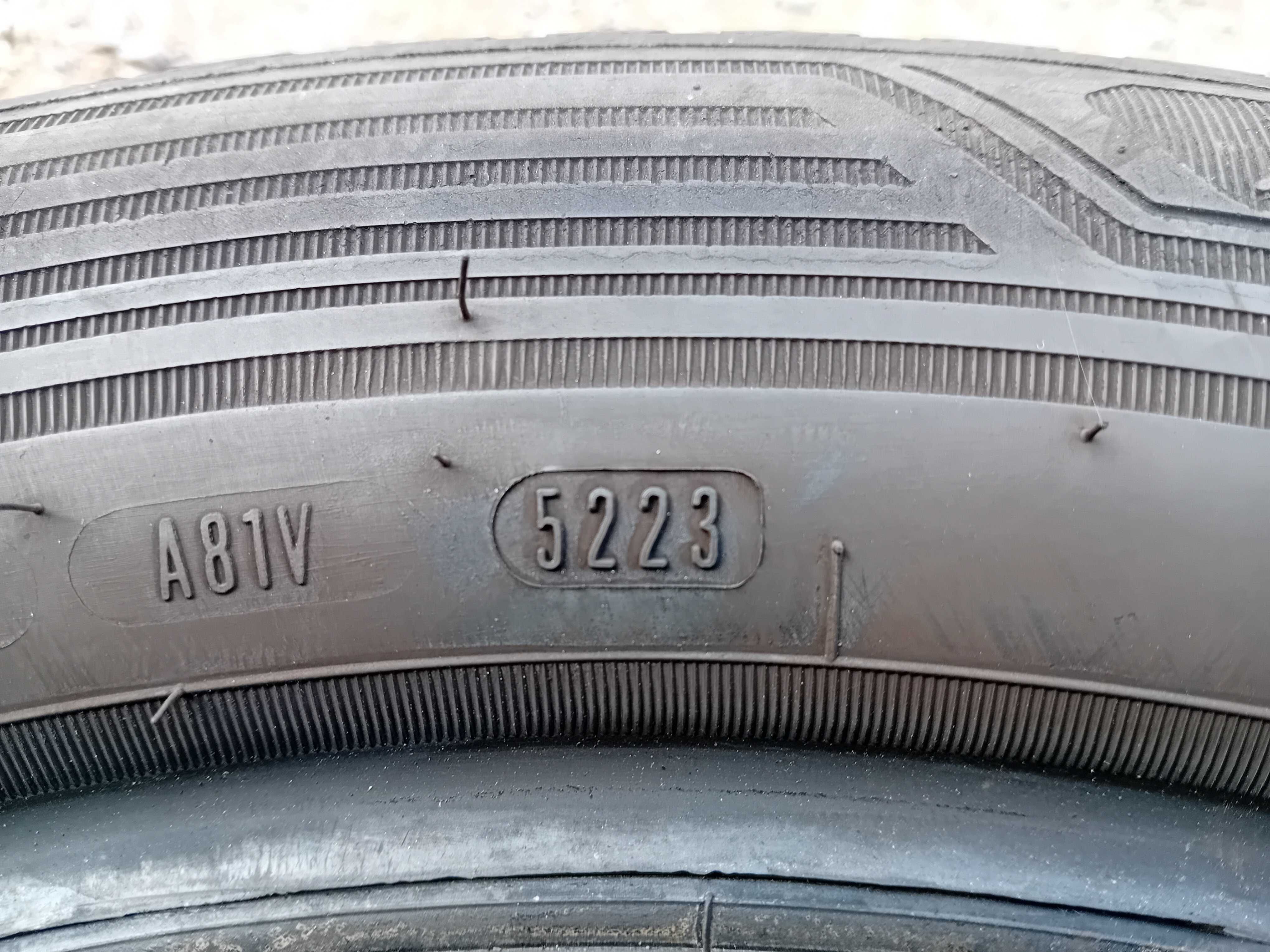 Opony całoroczne BUS 225/55/17C Goodyear 7mm i 5,5mm 23 rok F-VAT
