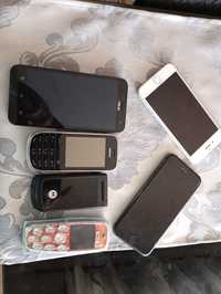 2 iPhone 1 smartphone 3 telemóveis