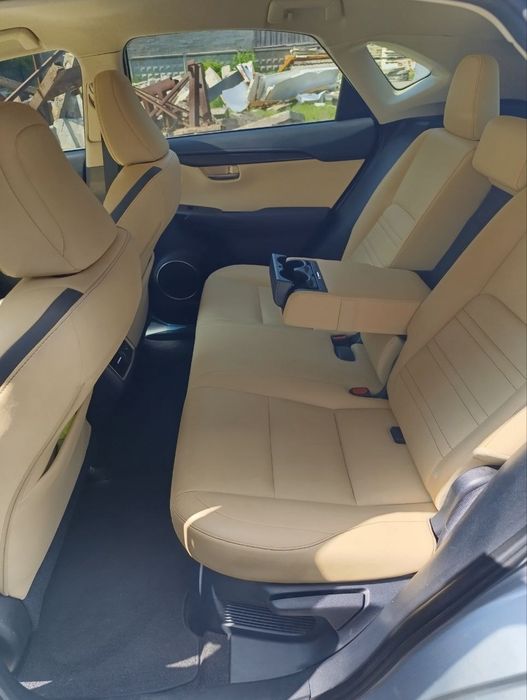 Продам Lexus NX 200t