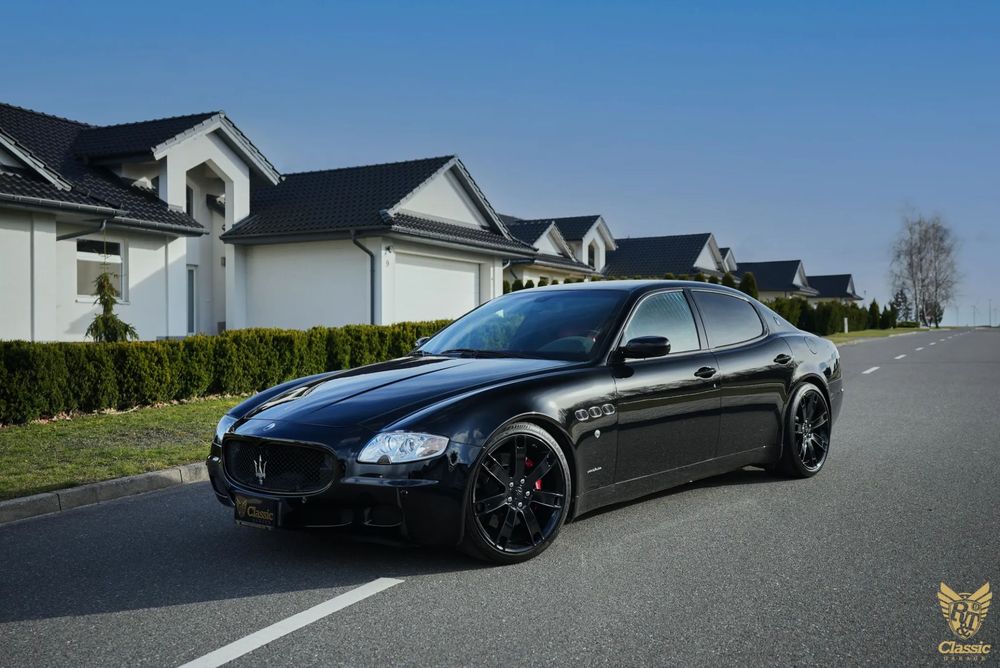 Maserati Quattroporte GTS Japonia