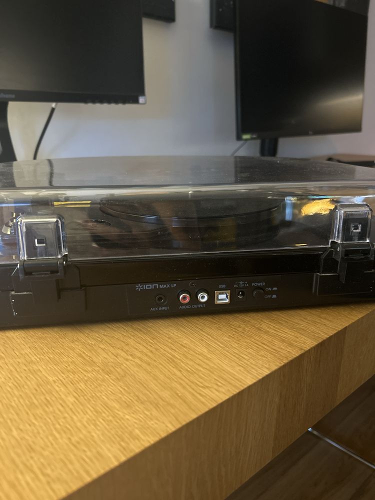 gramofon konwersyjny z glosnikiem