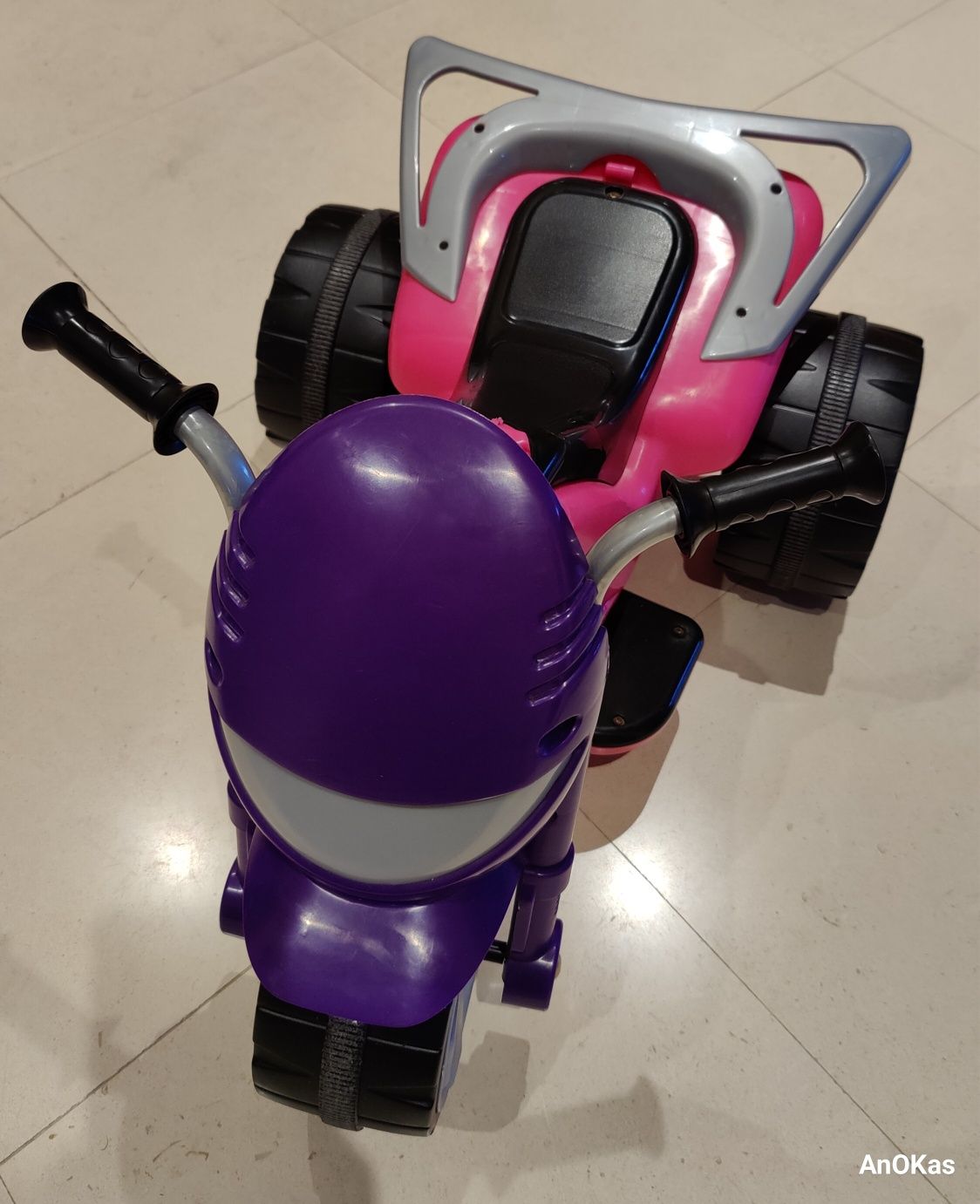 Mota eléctrica criança