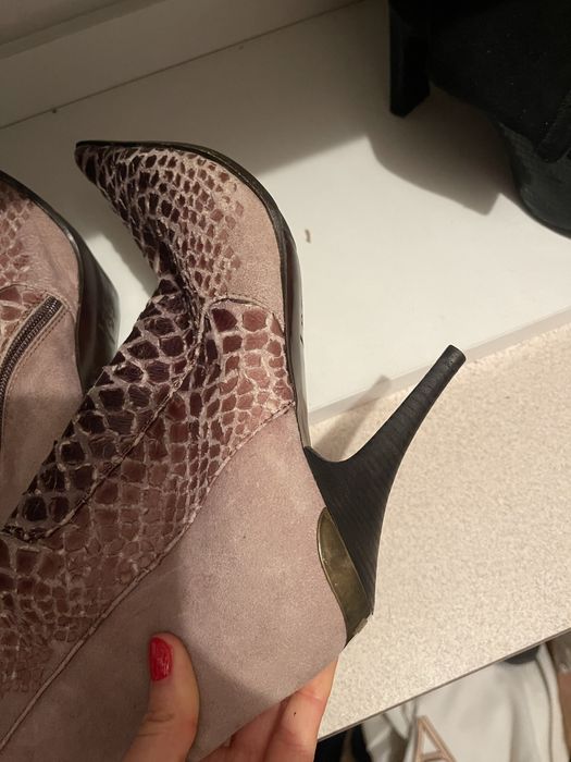 Kozaki kowbojki skora weża na obcasei Just Cavalli