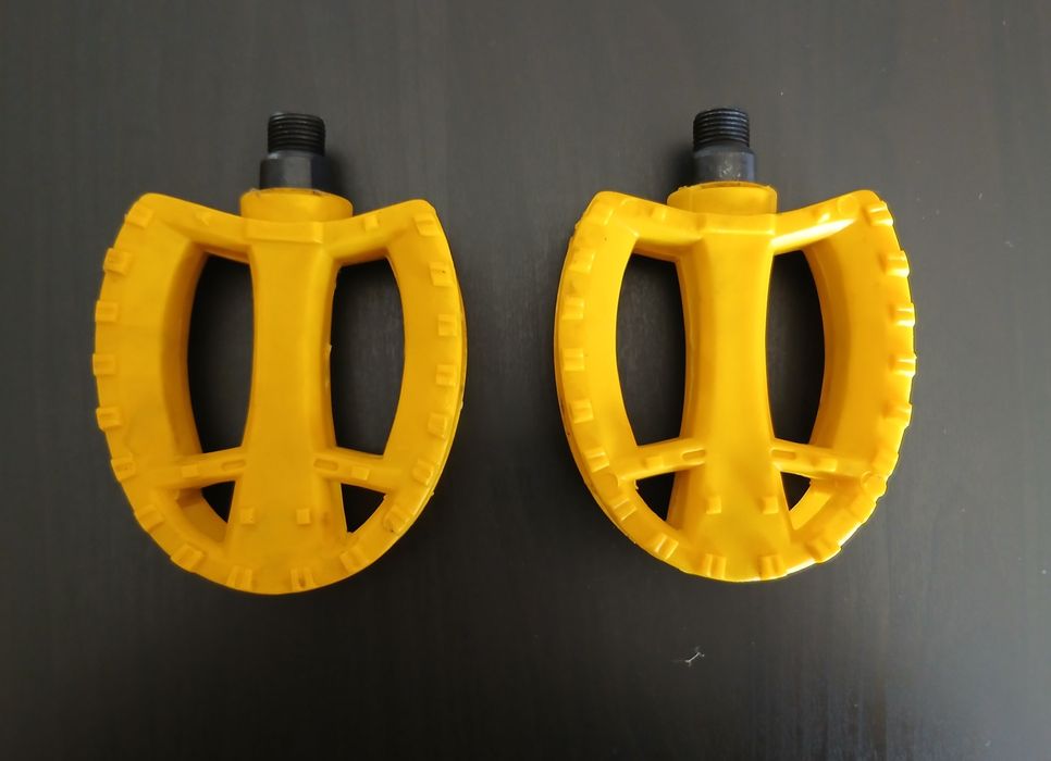 Pedais Bicicleta Novos (Amarelo)