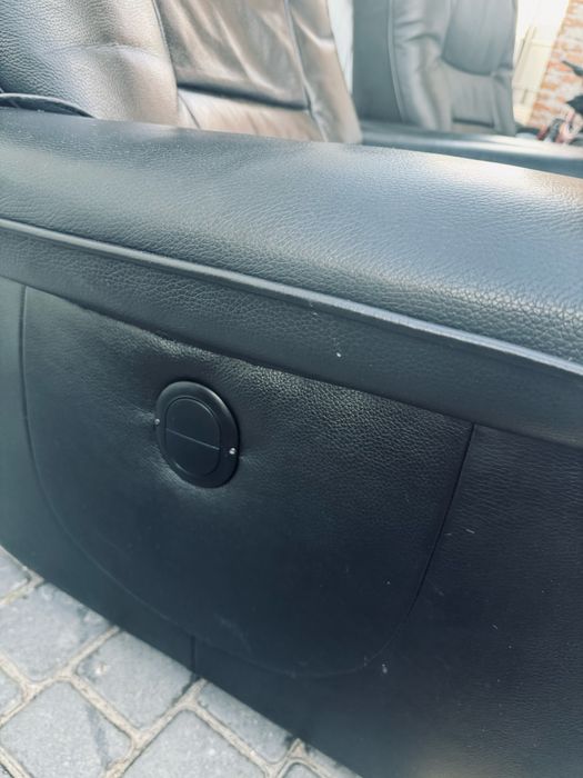 Крісла реклайнер натуральна шкіра з Європи ідеальний стан електро