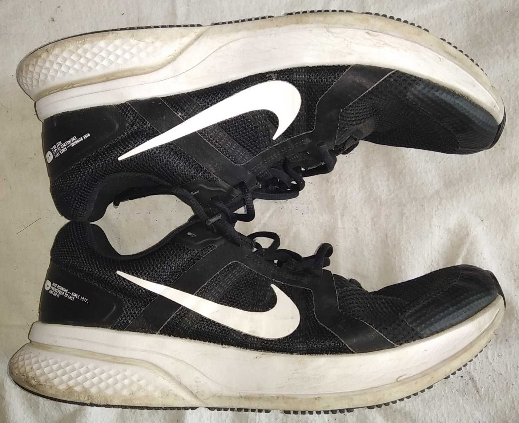 buty Nike Run Swift 2 48.5 #104