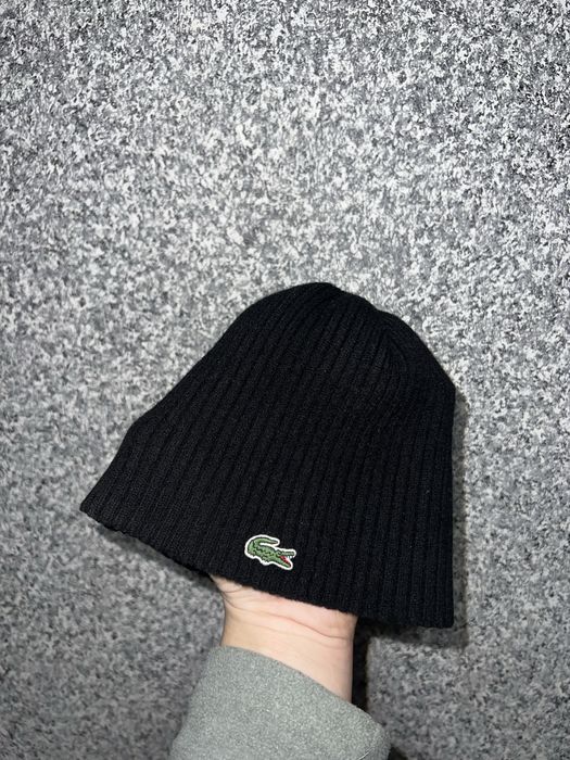 Чорна Шапка Lacoste