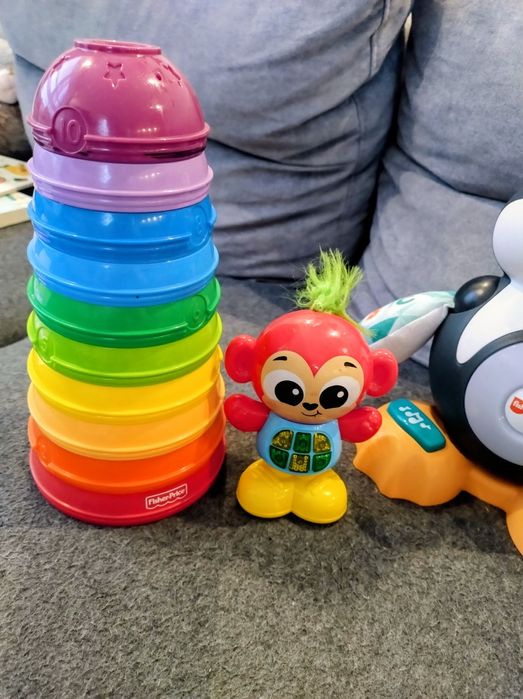 Zestaw zabawek pingwinek Fisher Price, pociąg, wieża i inne