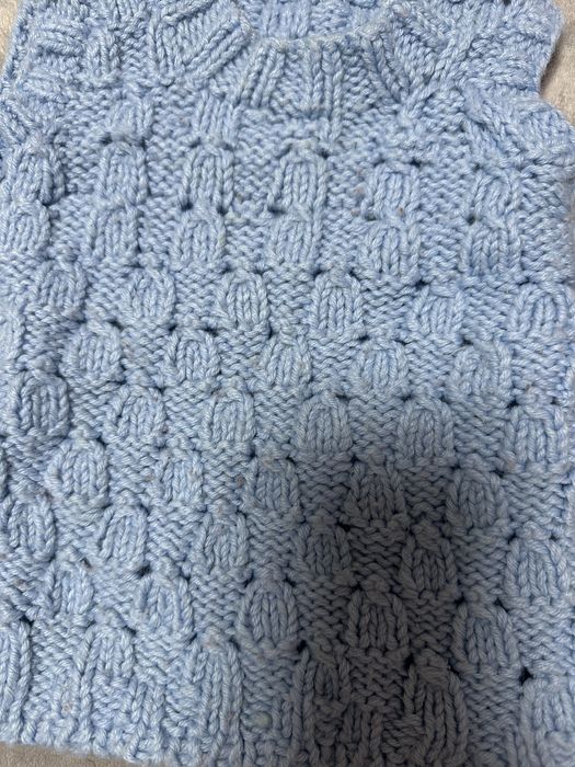 Желетка вязана,розмір 74-80