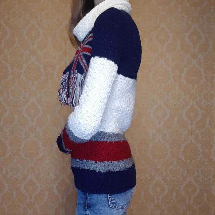 Жіночий светр в'язаний з шарфом розмір XS-S Женский свитер с шарфом