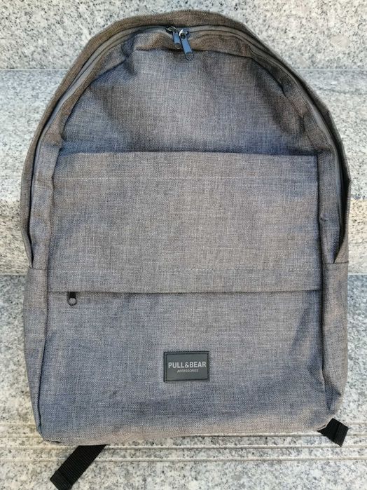 Mala Mochila pull & bear como nova Chapéu