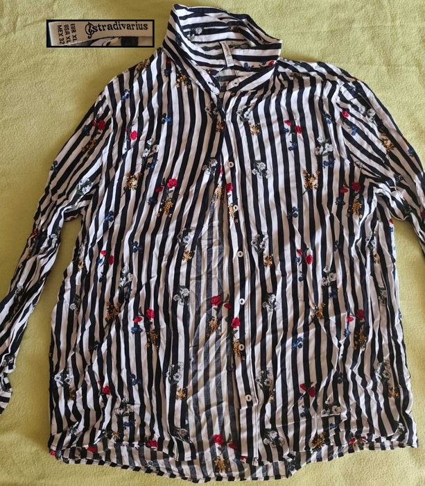 Camisa  Stradivarius Floral  as Riscas - tamanho EUR XL - MEX 32