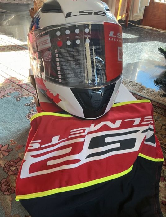 Vendo Capacete LS2