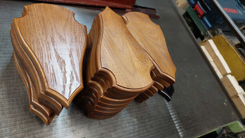 Deski pod poroża, drewno dębowe