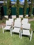 8 cadeiras de jardim em alumínio branco e textilene