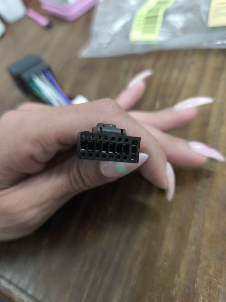 Cabo de ligação eletrônico de sistema de audio multimédia