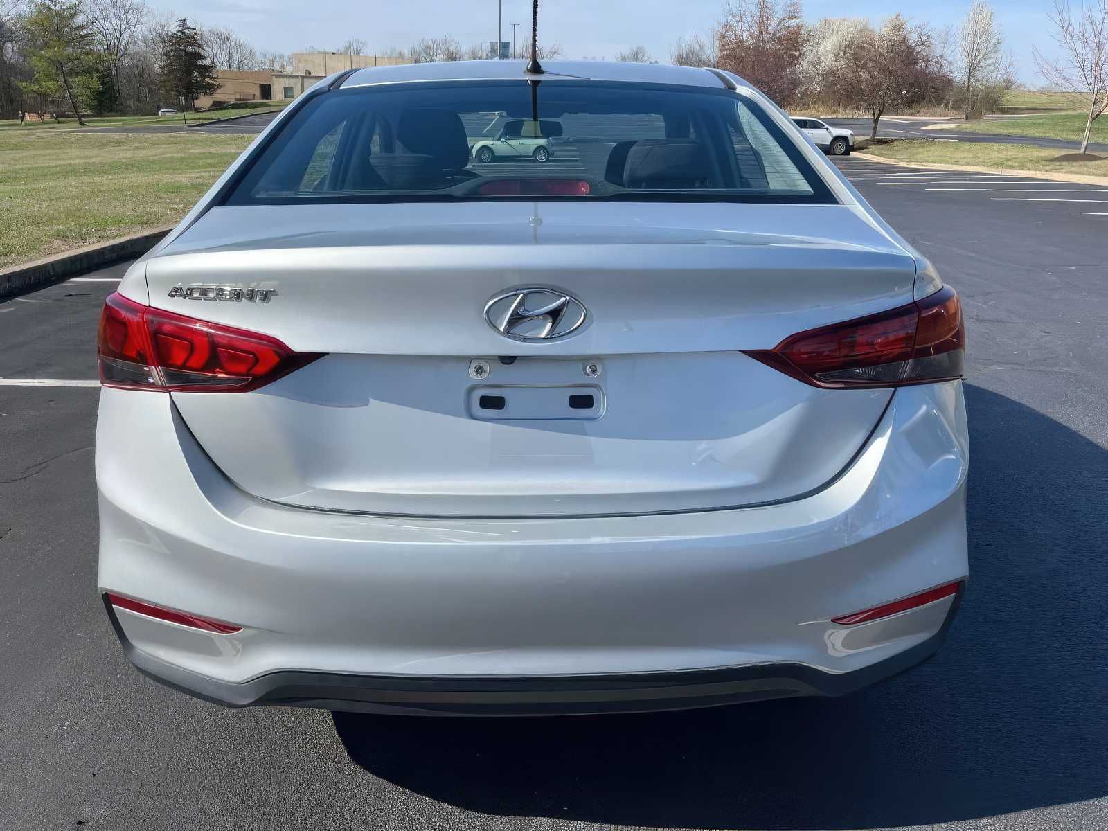 2020 Hyundai Accent SE