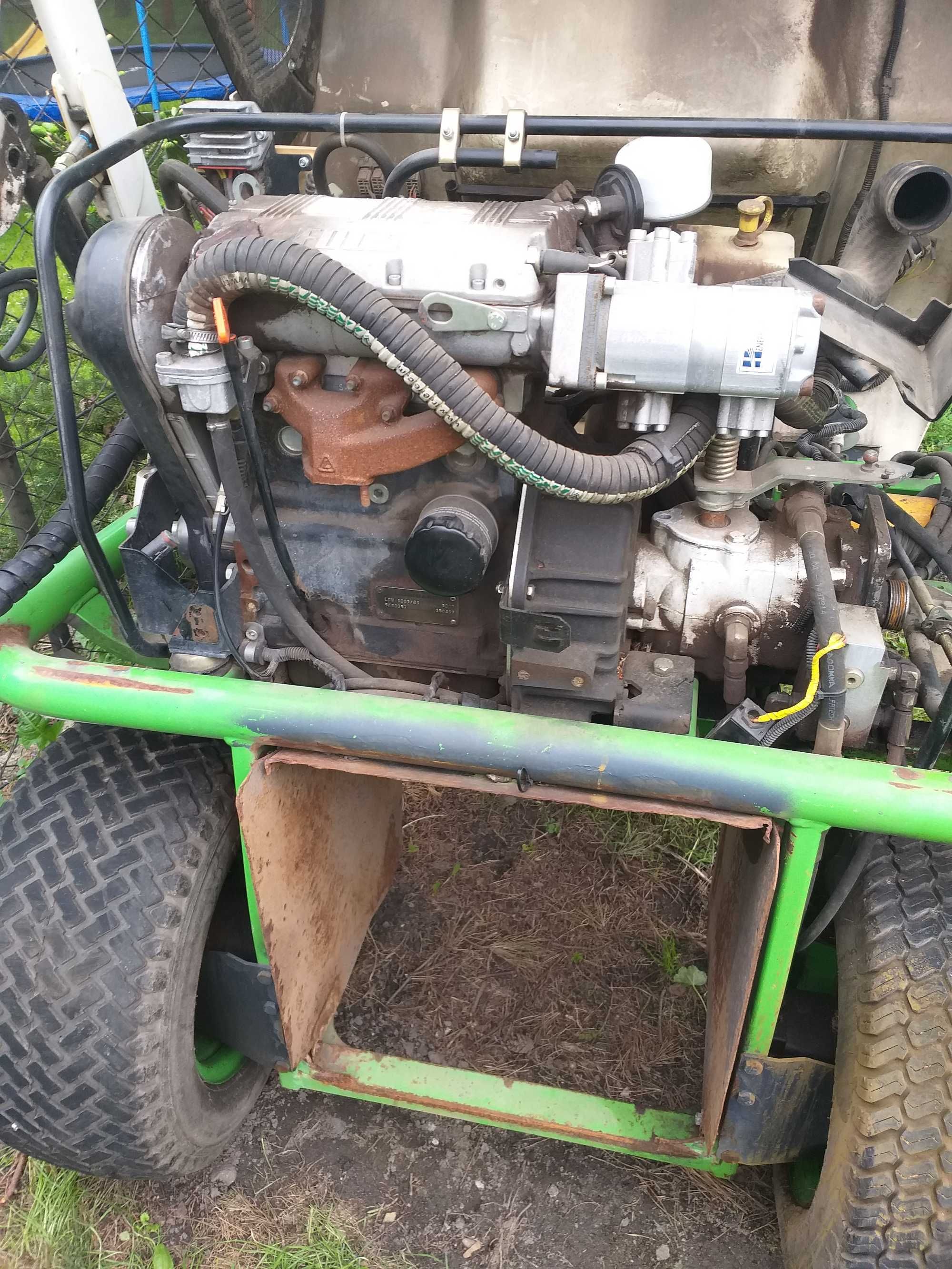 Etesia 124 części silnik lam.903 pompy kosz koła kosisko  instalcja