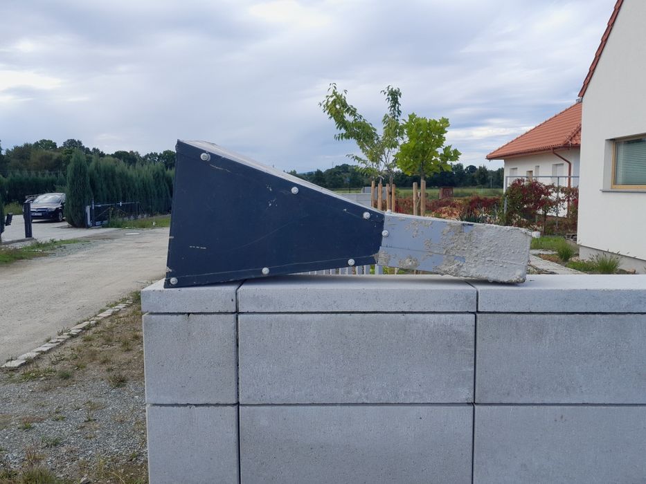 Dozownik lejek do bloczków Joniec