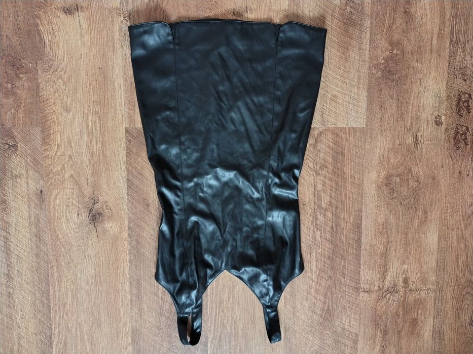 Czarna sukienka mini xs