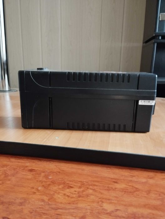 Джерело безперебійного живлення Powercom