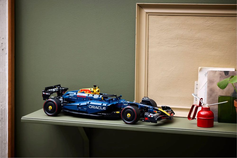 Конструктор F1 Oracle Red Bull Racing RB20