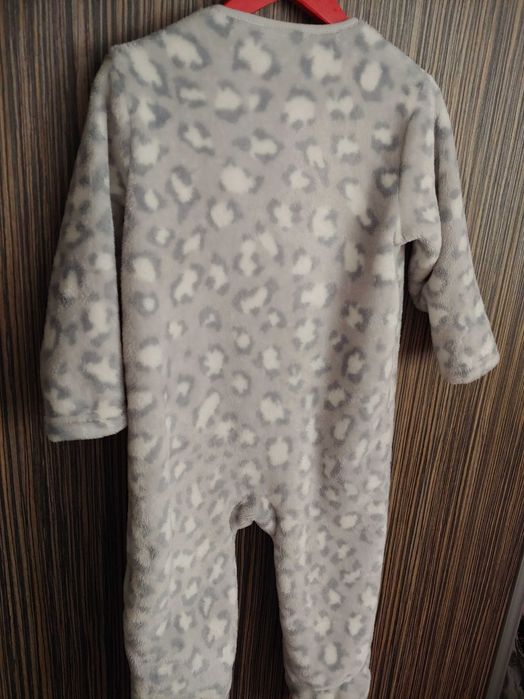 Next kombinezon pluszowy 86 / 12-18 msc w panterkę cętki dziewczęcy