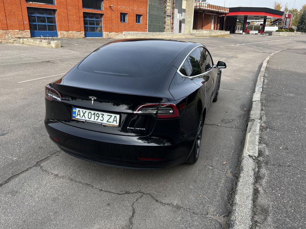 Tesla Model 3 Dual Motor Long Range