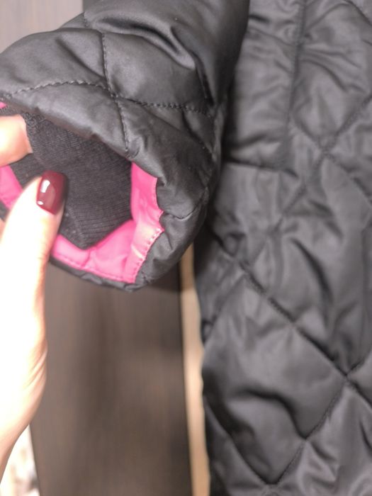 Зимова куртка на дівчинку 6,7,8 років