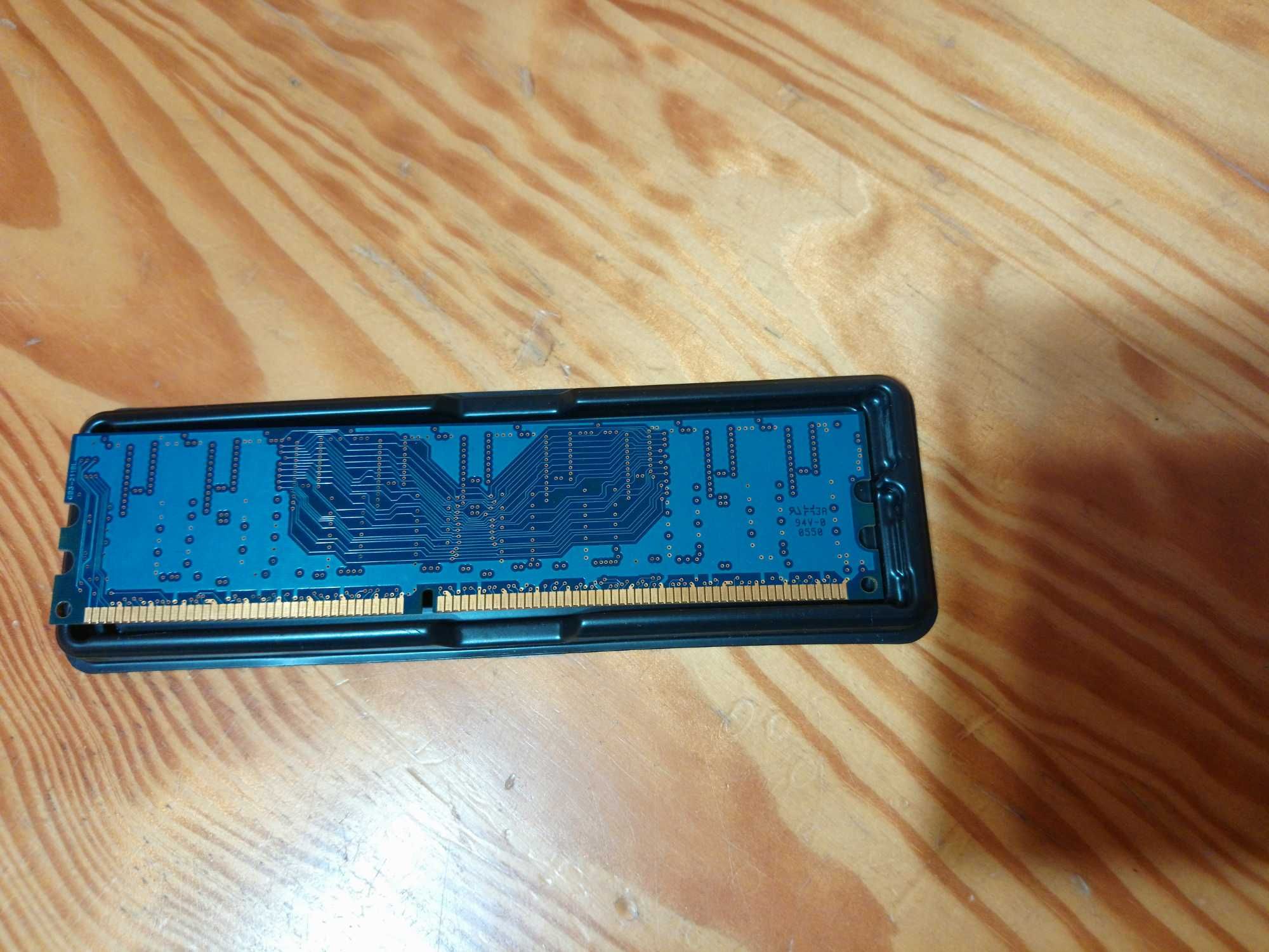 Pamięć RAM Kingston 256MB PC3200 CL3 DDR